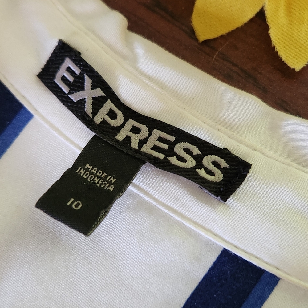 EXPRESS STRIPED DRESS 👗 - Picture 9 of 11